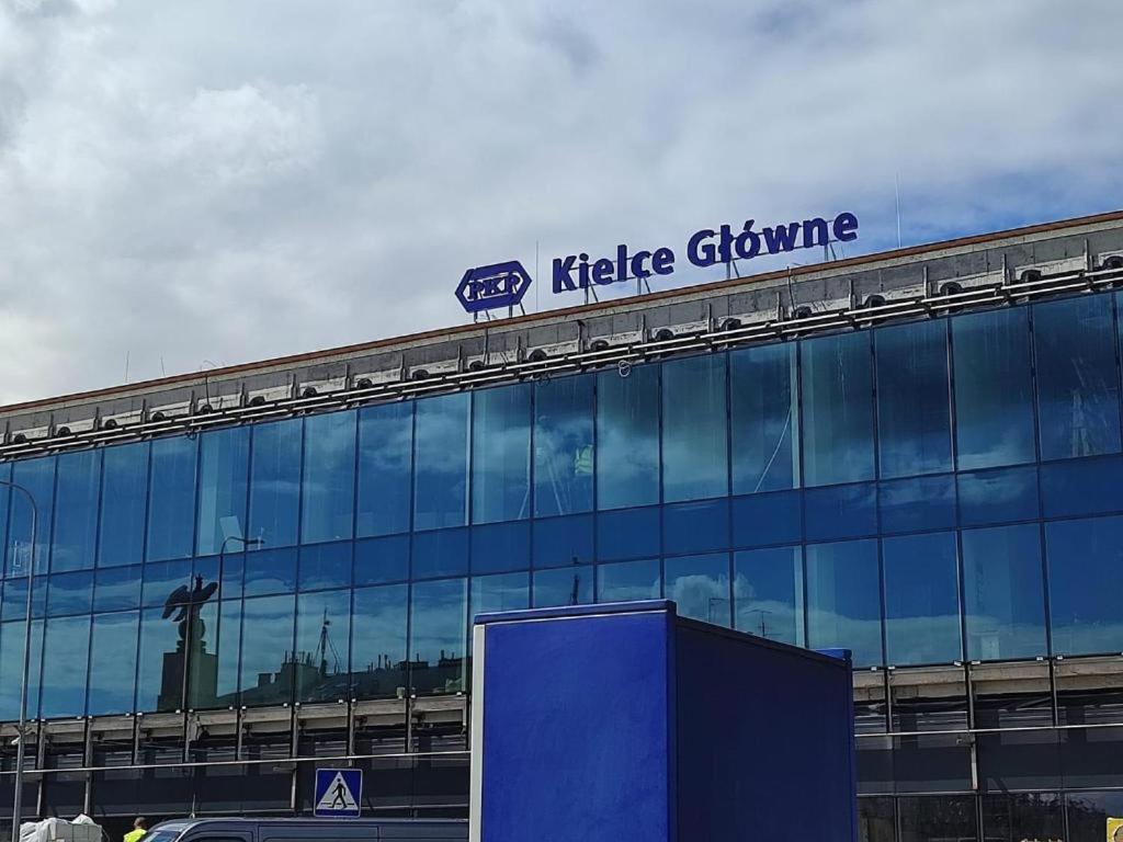 Channel Na Wspolnej Centrum Deptak Pkp Pks -garaz Podziemny Zameldowanie -wymeldowanie Bez Kontaktowe *